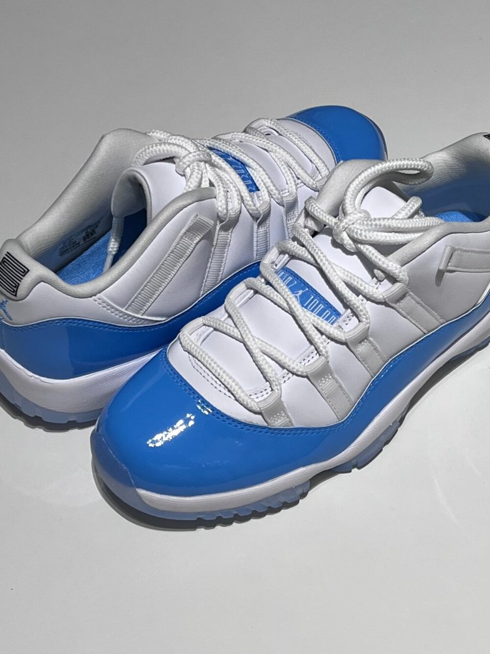 Nike Air Jordan 11 Retro Low UNC 2026 FV5104 100 - New